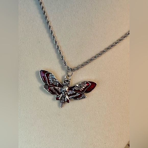 Vintage Butterfly Skull Decor Clavicle Chain Halloween Punk Pendant Necklace New - Picture 3 of 8